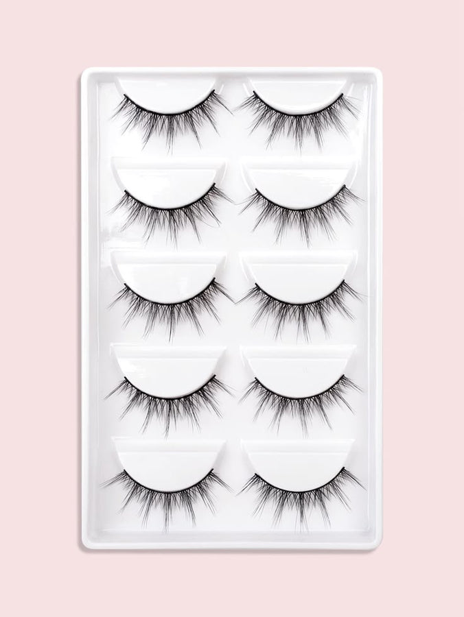 Premium False Eyelashes – Natural & Voluminous Lash Extension Effect